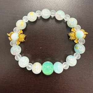 Elegant Gold and Green Beaded Bracelet